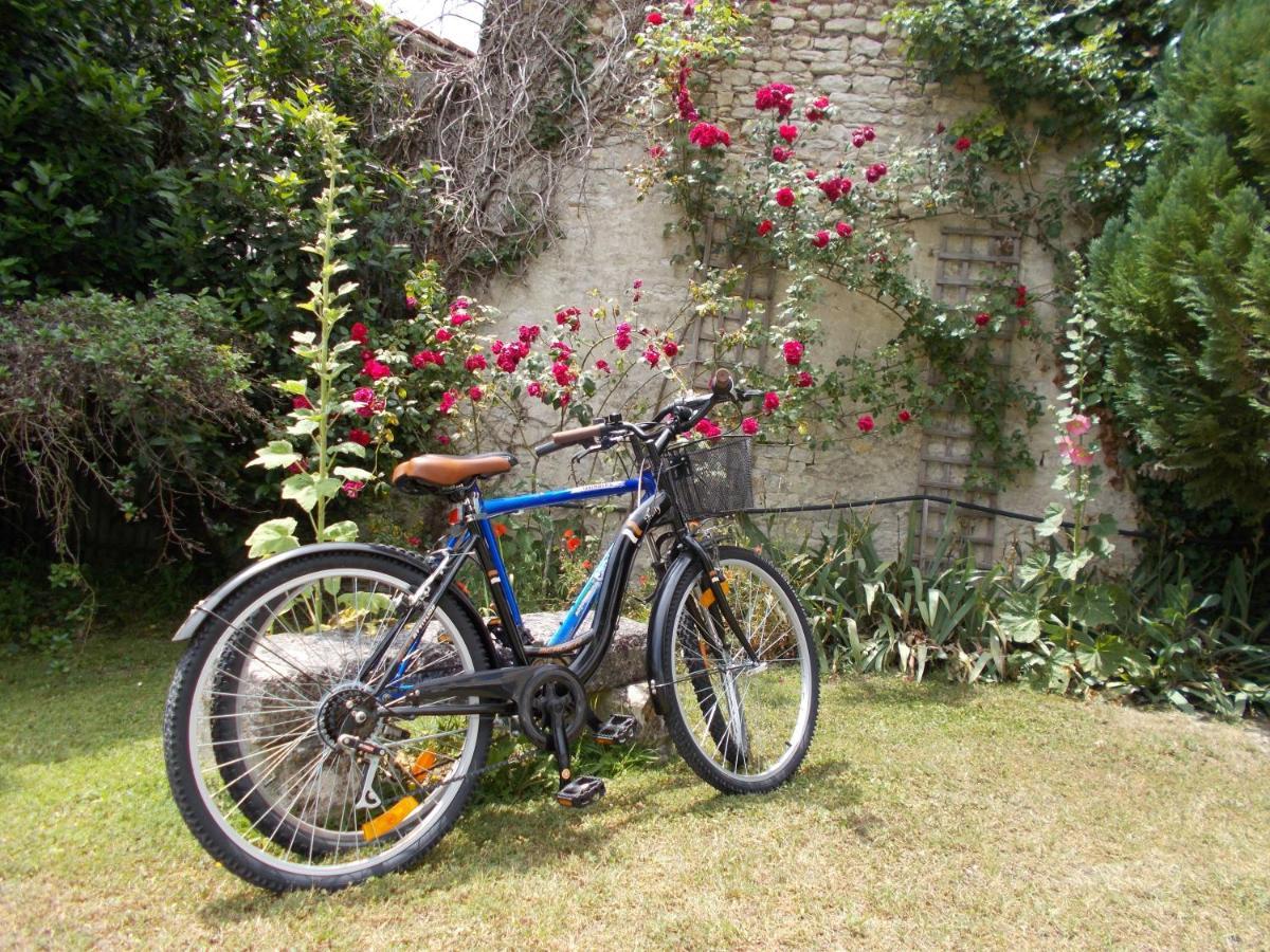 Le Clos Des Palmiers Saint-Ouen-d'Aunis Exteriör bild